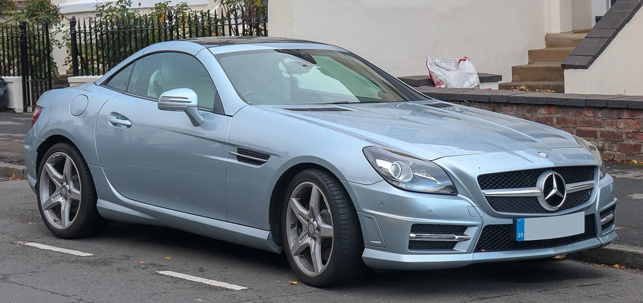 Is the Mercedes SLK 250 worth it compared to the SLK 200?